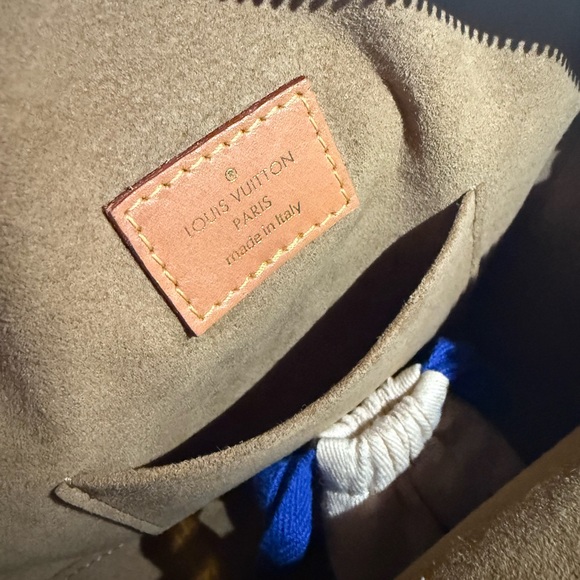 *Lightly Used* Authentic!! Excellent Condition!! Louis Vuitton Monogram Bag - Picture 13 of 13